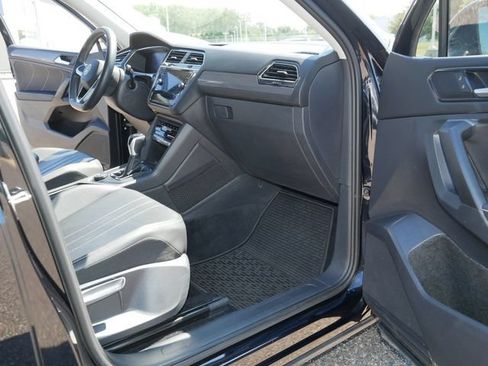 Certified 2022 Volkswagen Tiguan SE AWD/4WD image 20