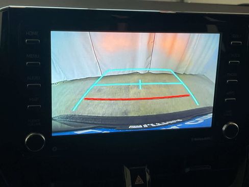 Used 2021 Toyota Corolla LE w/ Carpet Mat Package (TMS) image 17