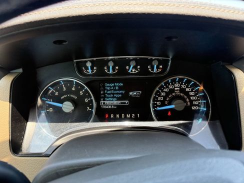 Used 2012 Ford F150 Lariat w/ Off Road Pkg AWD/4WD image 18