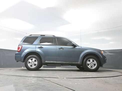 Used 2011 Ford Escape XLT image 46