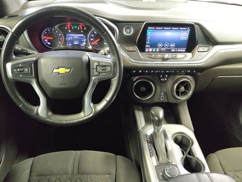 Used 2019 Chevrolet Blazer LT FWD image 22