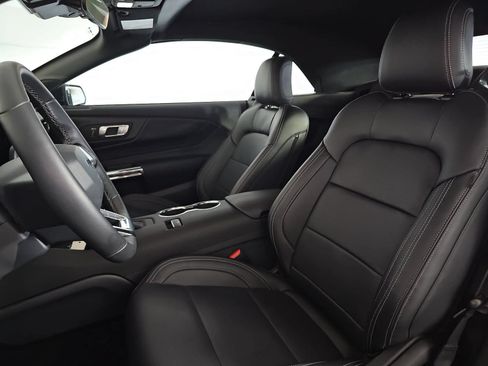 Used 2026 Ford Mustang Premium RWD image 13
