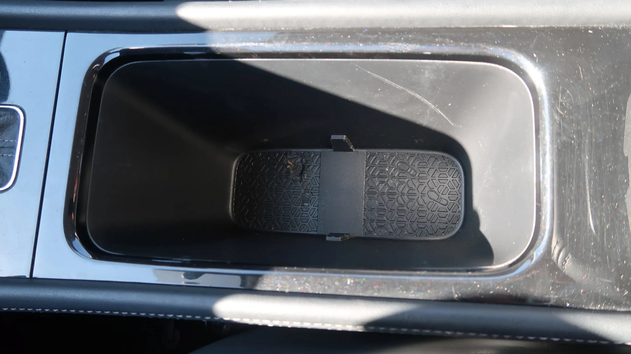 Used 2021 Nissan Kicks SR w/ SR Premium Package FWD image 30