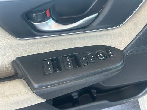 Used 2018 Honda CR-V EX image 14