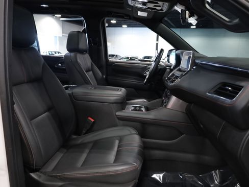 Used 2022 Chevrolet Tahoe RST w/ Luxury Package image 40