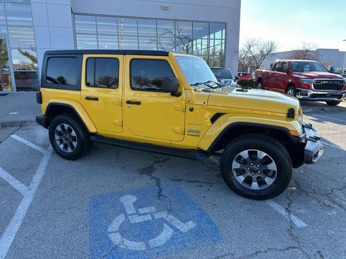 Used 2021 Jeep Wrangler Unlimited Sahara image 39