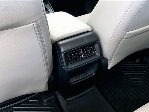 Used 2023 Honda CR-V EX-L image 29