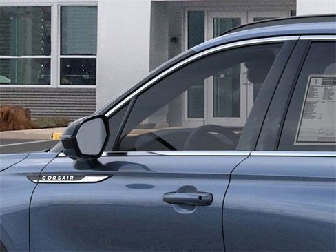 Used 2025 Lincoln Corsair Reserve image 20