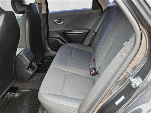 Used 2025 Kia K4 FWD image 15