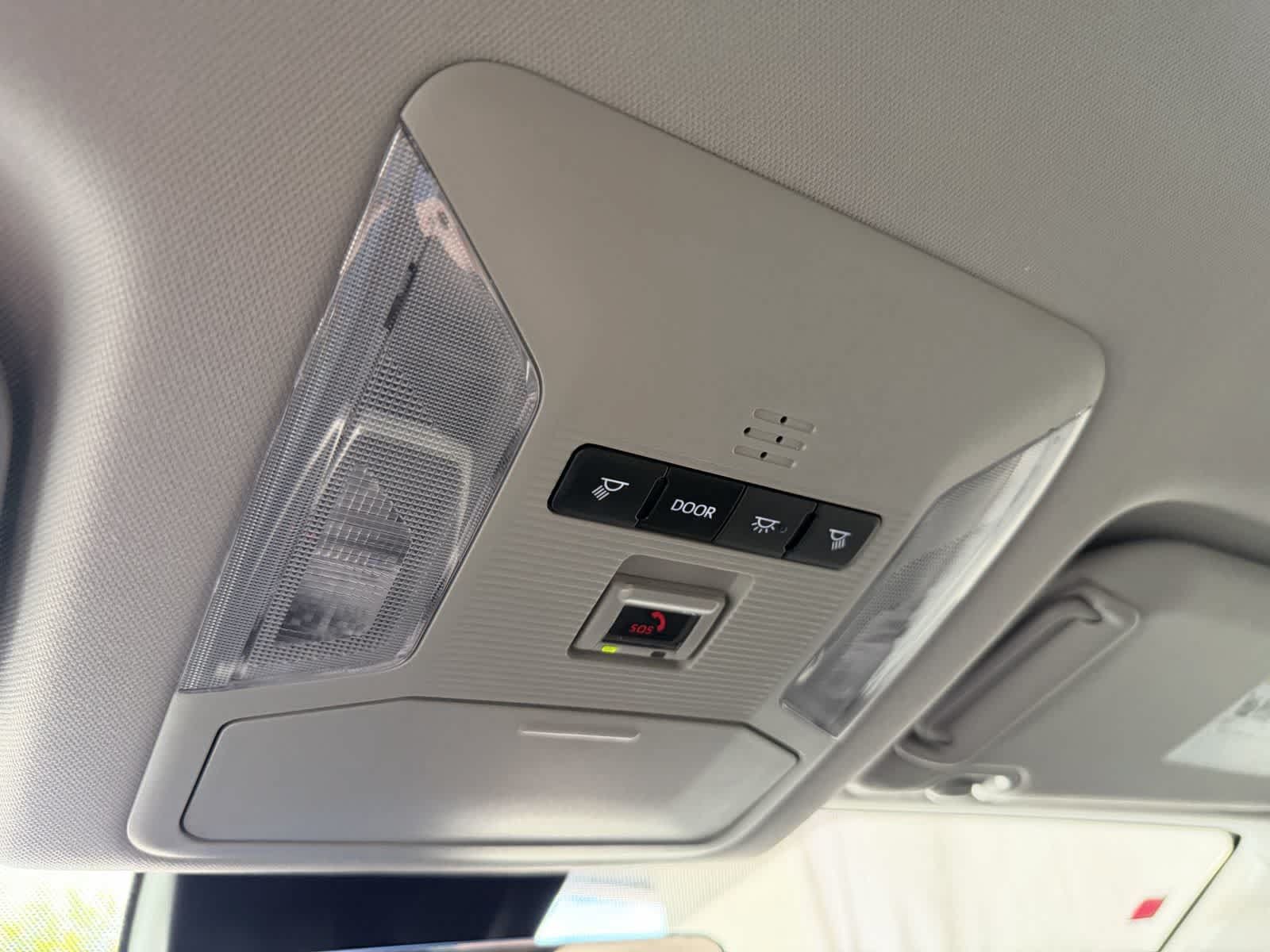 Used 2023 Toyota RAV4 AWD Hybrid image 18
