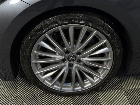 Certified 2025 Lexus IS 300 w/ Premium Package RWD image 15