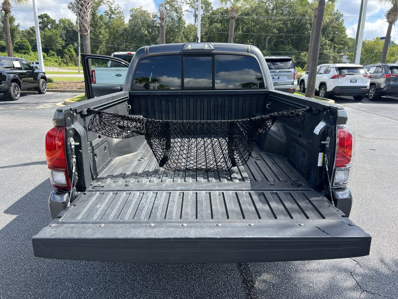 Used 2018 Toyota Tacoma SR w/ SR Convenience Package AWD/4WD image 33