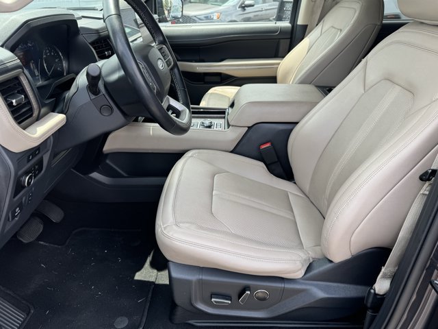 Certified 2024 Ford Expedition Max Limited AWD/4WD image 10