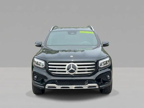 Used 2026 Mercedes-Benz GLB 250 4MATIC image 3