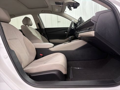 Used 2023 Honda Accord EX image 24