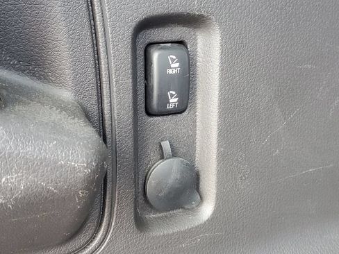 Used 2014 Lincoln MKX AWD w/ Equipment Group 102A image 31