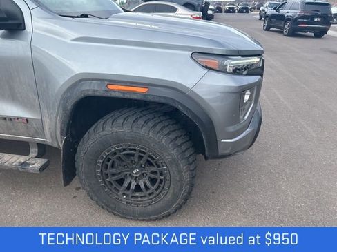 Used 2024 GMC Canyon AT4 w/ Technology Package image 4