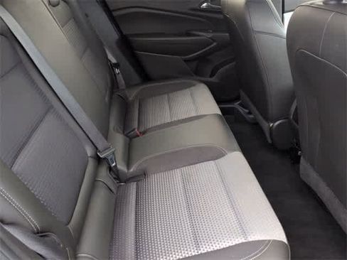 Used 2024 Chevrolet Trax LT image 21