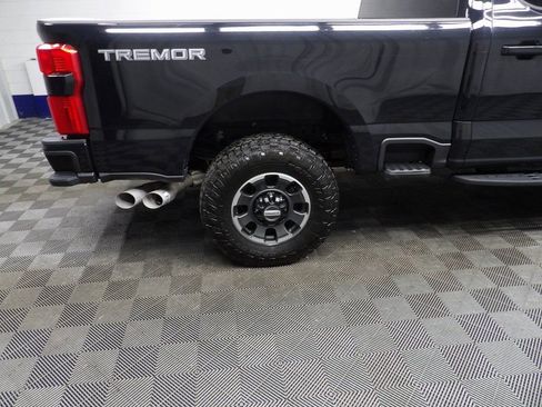 Used 2023 Ford F250 Lariat w/ Lariat Ultimate Package image 42