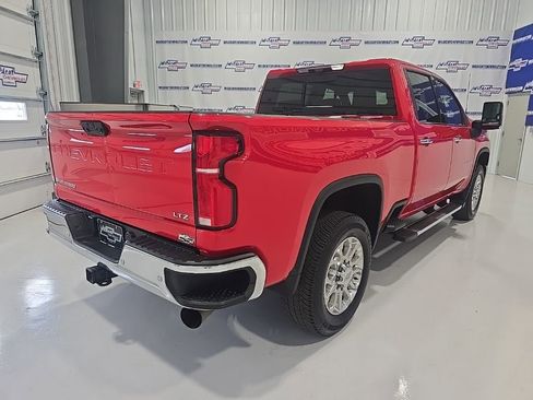 Used 2024 Chevrolet Silverado 2500 LTZ w/ LTZ Premium Package image 9