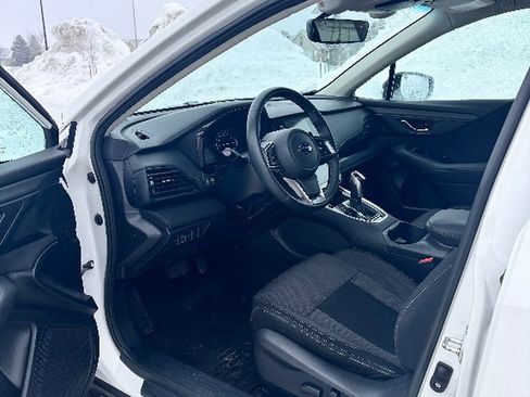 Used 2021 Subaru Outback Premium image 11