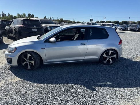 Used 2016 Volkswagen GTI S w/ Lighting Package (SEL) FWD image 8