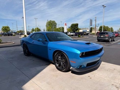 Used 2023 Dodge Challenger R/T w/ Plus Package RWD image 15