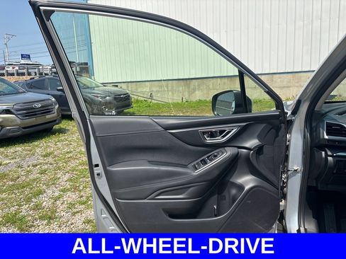 Used 2021 Subaru Forester Premium AWD/4WD image 17