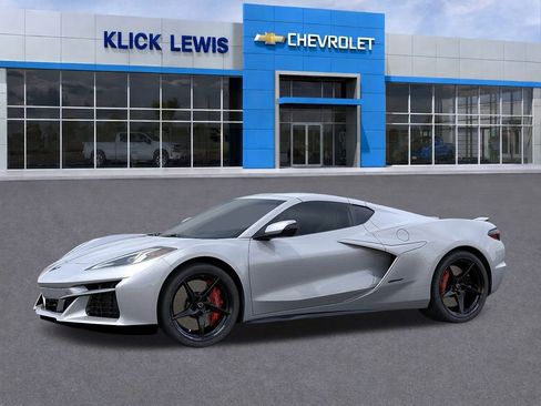 New 2026 Chevrolet Corvette E-Ray w/ ZER Performance Package image 2