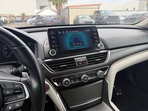 Used 2021 Honda Accord EX-L image 17