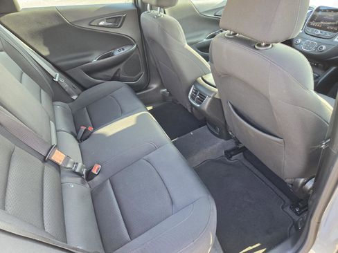 Used 2024 Chevrolet Malibu LT FWD image 11