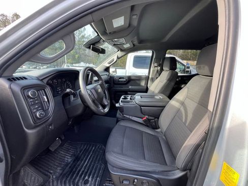 Used 2022 Chevrolet Silverado 1500 Custom image 9