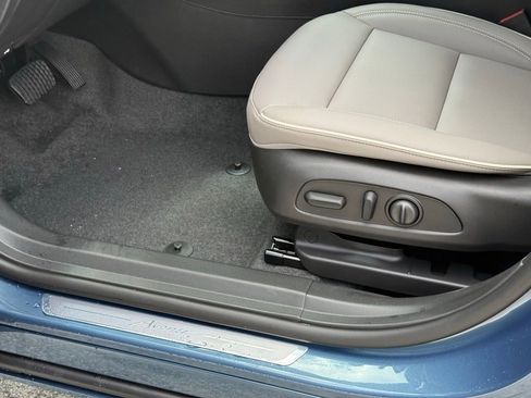 New 2026 Buick Envista Avenir FWD image 17