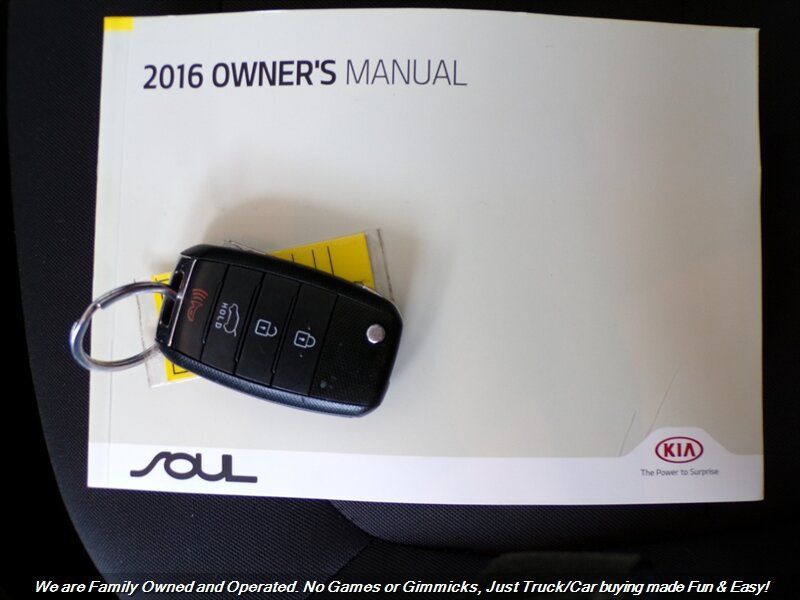 Used 2016 Kia Soul FWD image 32
