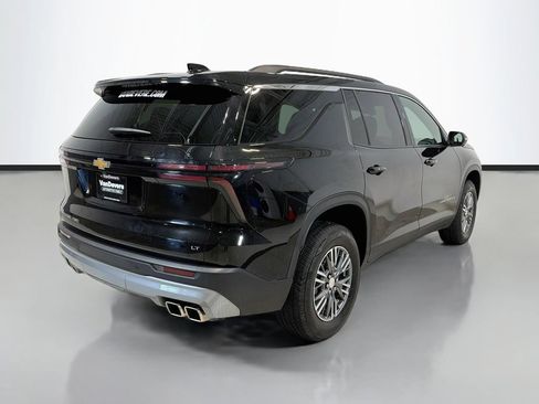 Used 2024 Chevrolet Traverse LT AWD/4WD image 9