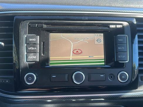 Used 2012 Volkswagen Beetle Turbo image 9