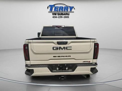 Used 2026 GMC Sierra 2500 AT4 w/ AT4 Premium Plus Package AWD/4WD image 5