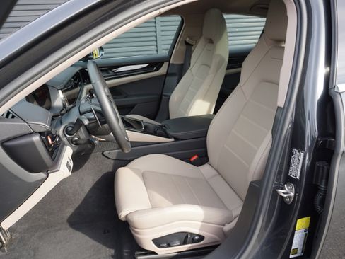 Certified 2026 Porsche Panamera 4 AWD/4WD image 5