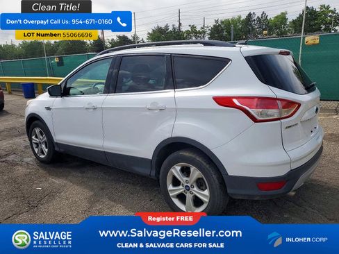 Used 2015 Ford Escape SE w/ Equipment Group 201A AWD/4WD image 3