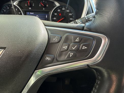 Used 2020 Chevrolet Equinox LT image 33