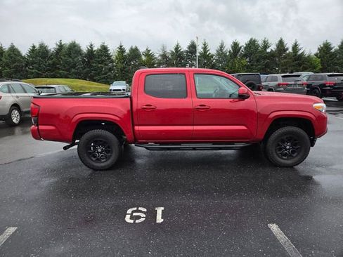Used 2022 Toyota Tacoma SR AWD/4WD image 20