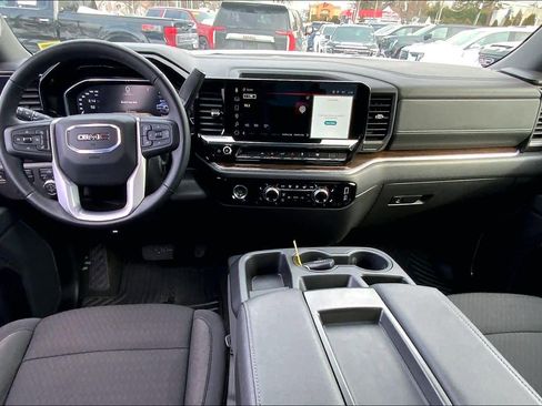 Used 2024 GMC Sierra 1500 Elevation image 15