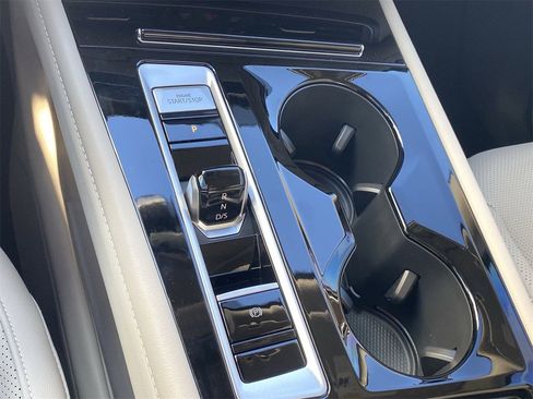 New 2026 Volkswagen Atlas SE image 26