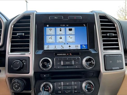 Used 2016 Ford F150 Lariat w/ Equipment Group 502A Luxury image 33