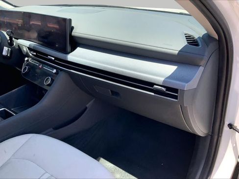 Used 2024 Hyundai Sonata SEL FWD image 19