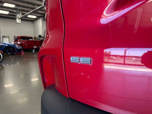 Used 2020 Ford Escape SE image 31