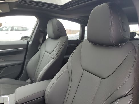 New 2026 BMW 430i xDrive w/ Premium Package image 7