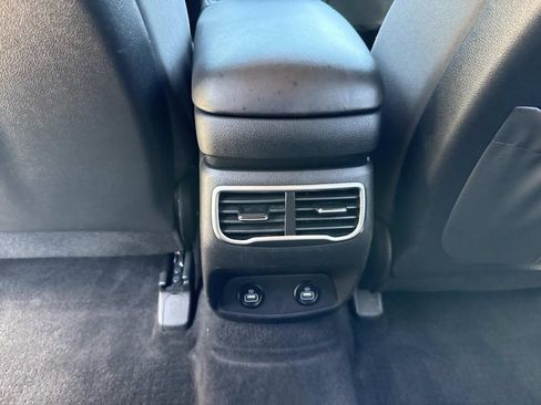 Used 2023 Hyundai Santa Fe SEL FWD image 20