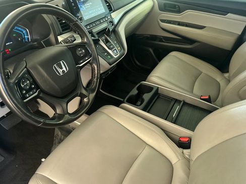 Certified 2019 Honda Odyssey EX-L image 4