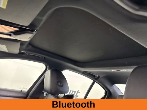 Used 2024 BMW 330i Sedan image 10